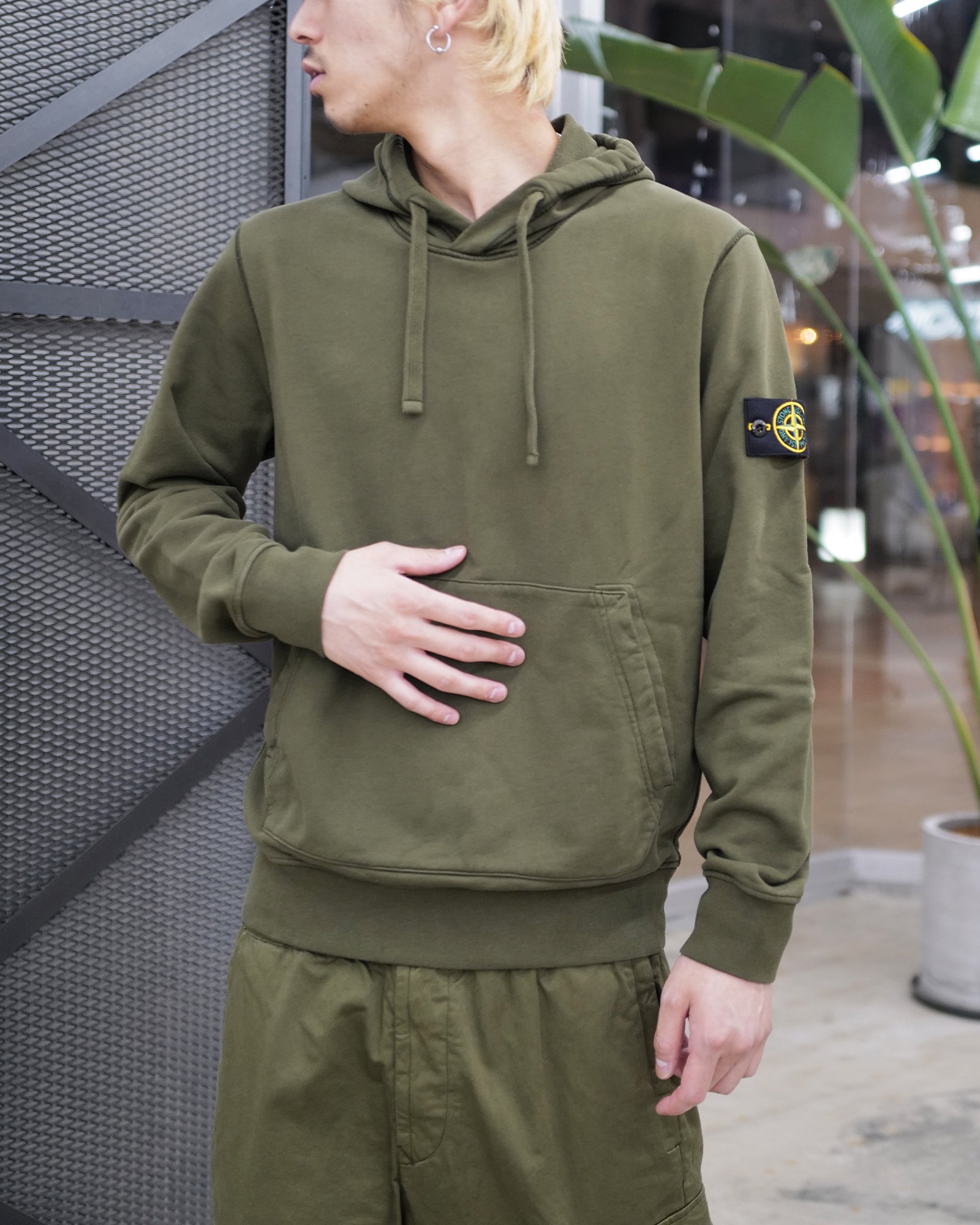 Olive stone island outlet hoodie