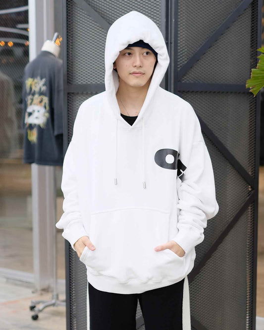 オフホワイト/SHARED LOGO SKATE HOODIE/プルオーバーパーカー/0110 WHITE BLACK