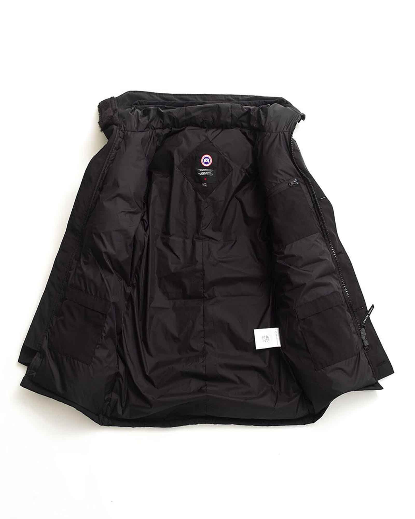 Canada goose donostia japan hotsell