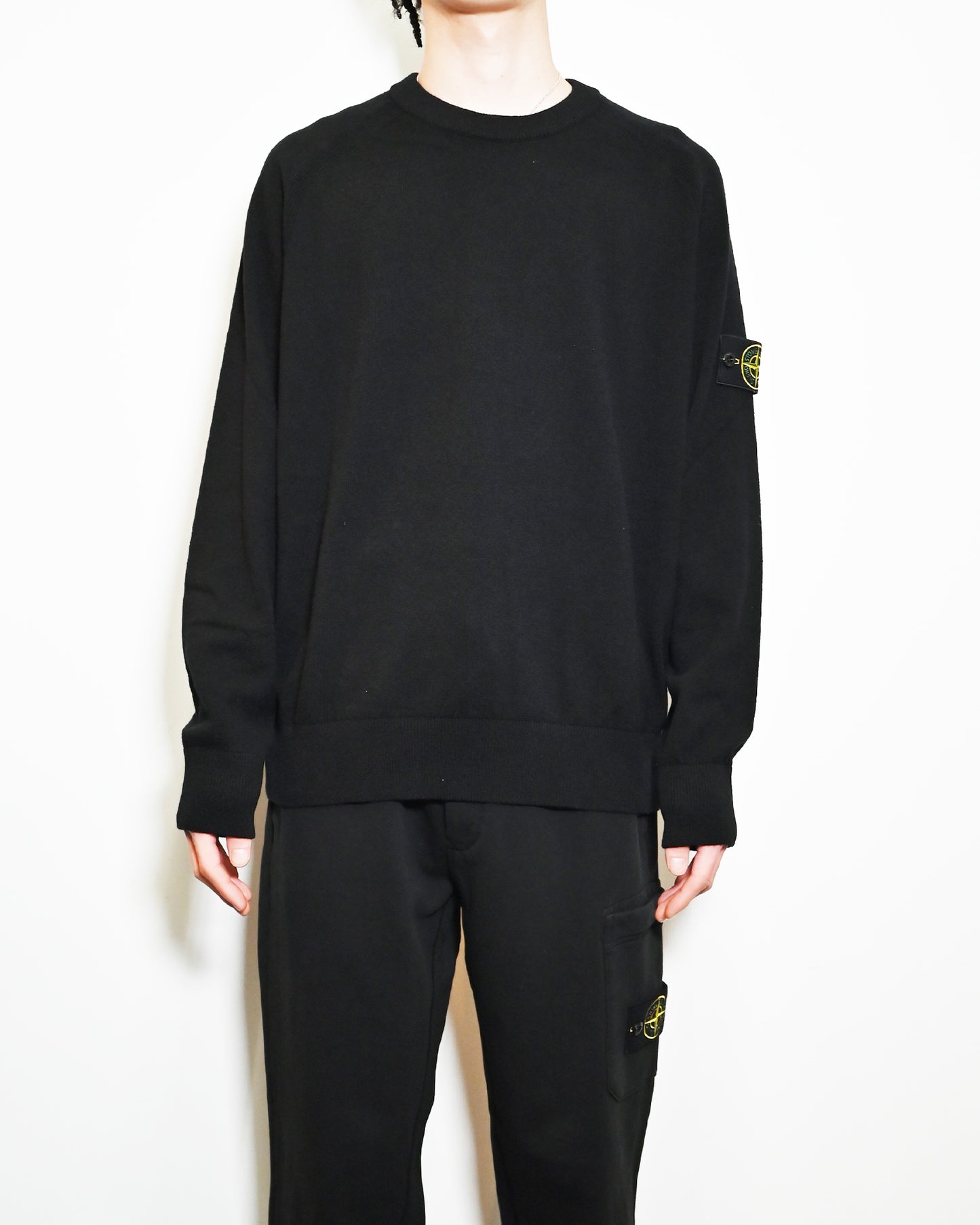 ストーンアイランド/CREW NECK/K1S155100045S00B4 - V0029/クルーネックニット/BLACK