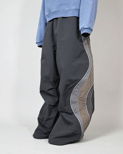 イーアールエル/UNISEX UFO TRACKPANTS WOVEN/ERL10P015/トラックパンツ/BLACK