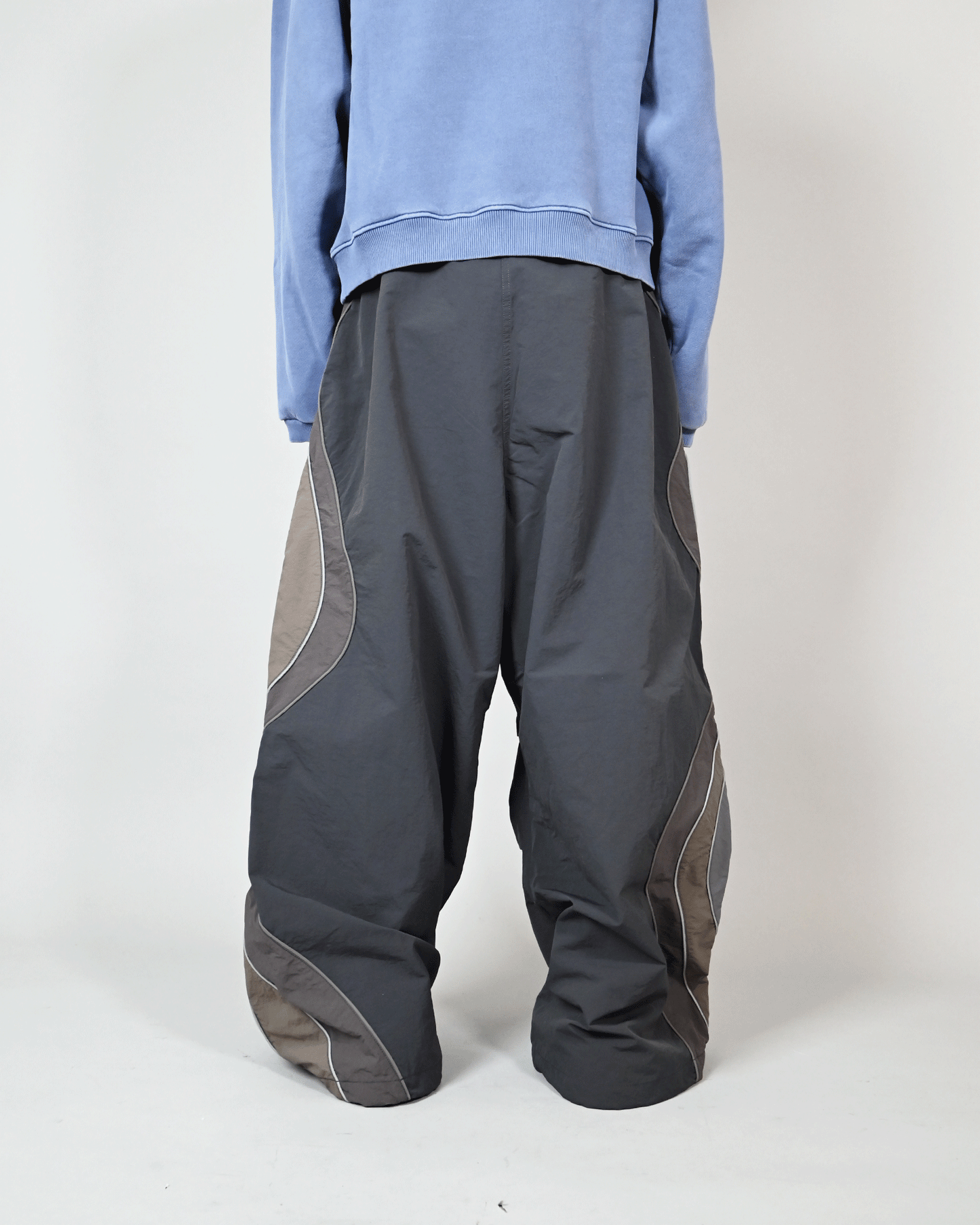 イーアールエル/UNISEX UFO TRACKPANTS WOVEN/ERL10P015/トラックパンツ/BLACK