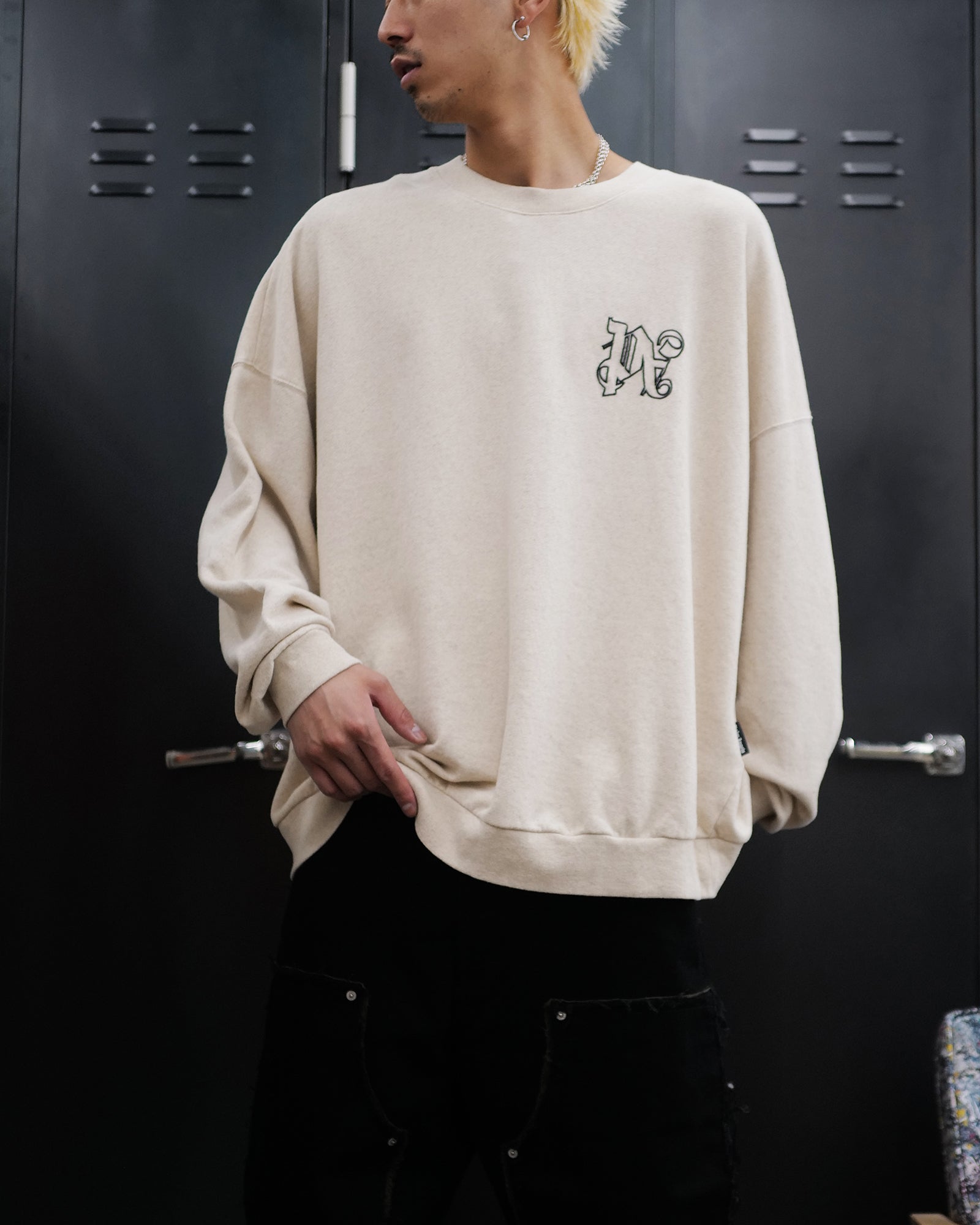 PA MONOGRAM LINEN CREWNECK