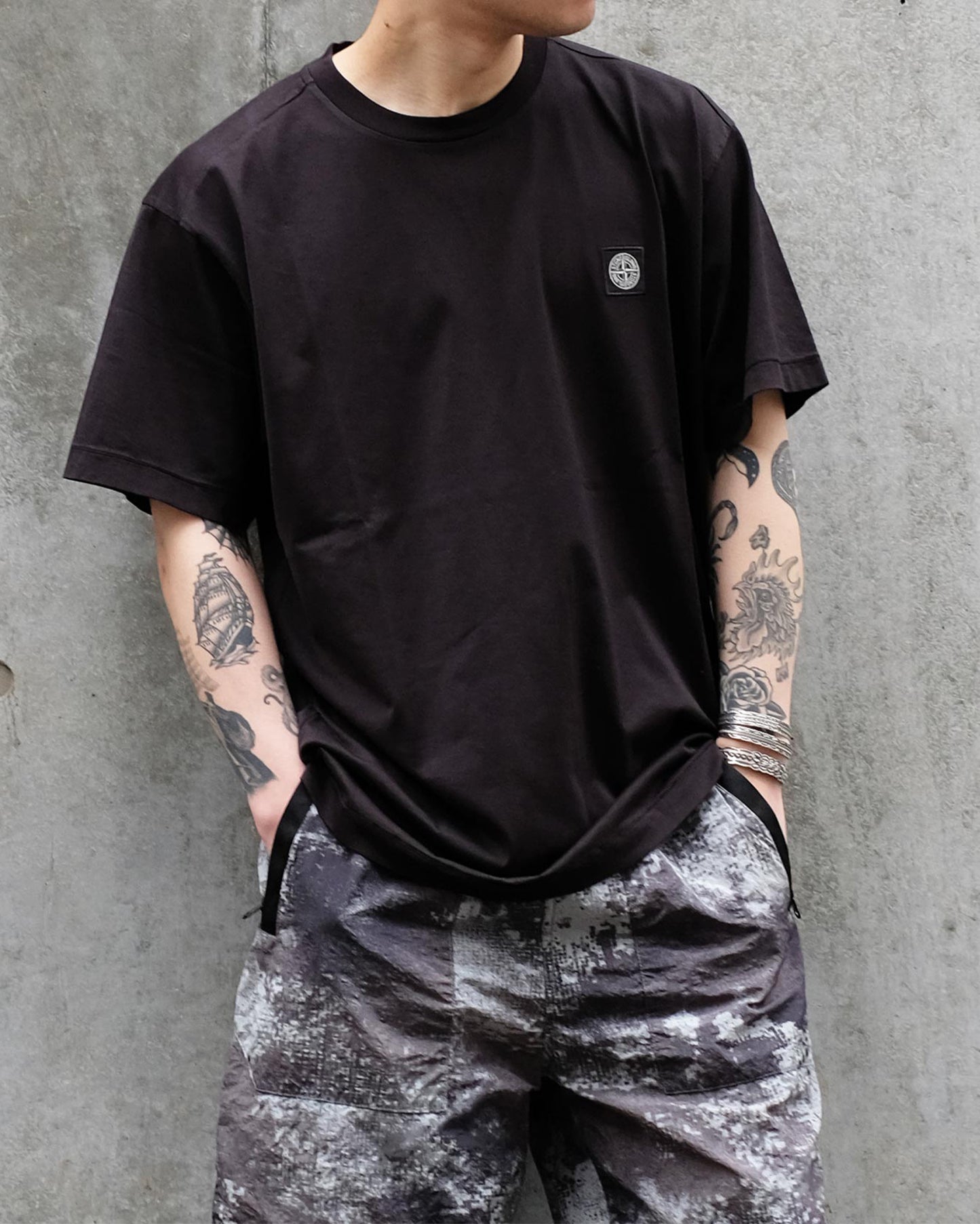 ストーンアイランド/SS T-SHIRT/K1S152100039S0013 - V0029/Tシャツ/BLACK