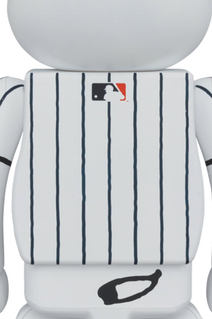 MLB × PEANUTS BE@RBRICK SNOOPY 1000% (Snoopy NEW YORK YANKEES)