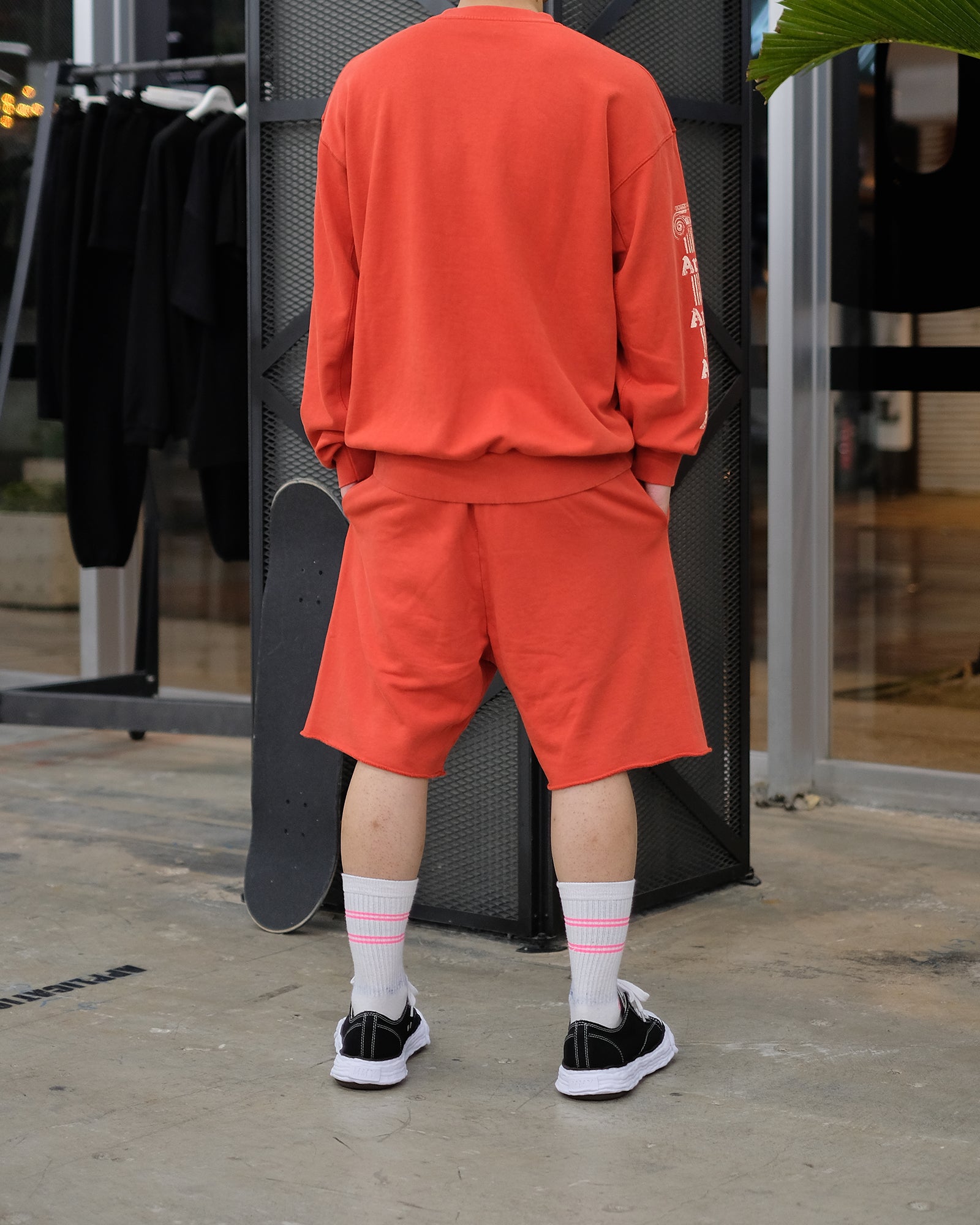 アリーズ/Aged Ancient Column Sweatshort/ショートパンツ/Red – Application