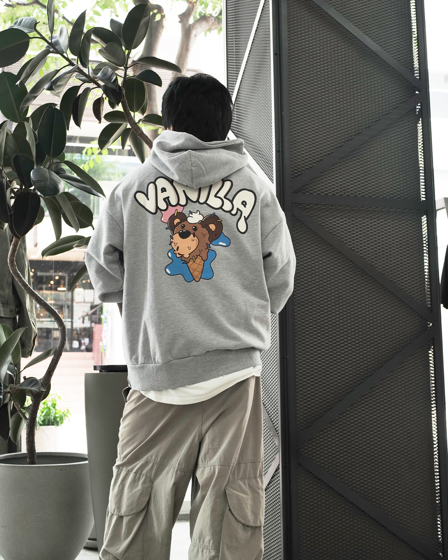 インビトゥイナーズ/HOODIE UNISEX/プルオーバーパーカー/MELANGE GREY