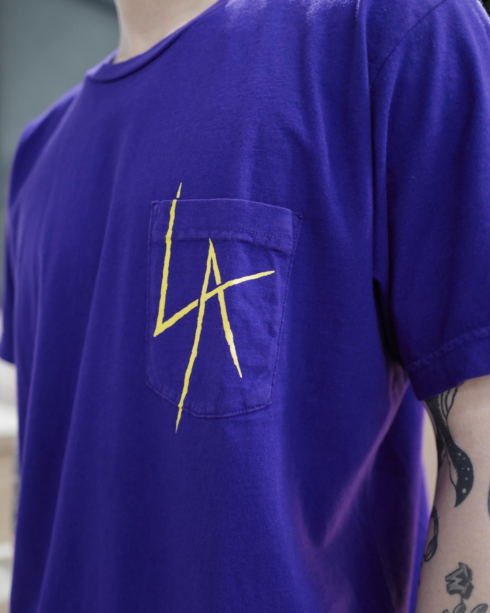 ローカルオーソリティ/LA SLASH POCKET TEE/Tシャツ/PURPLE – Application