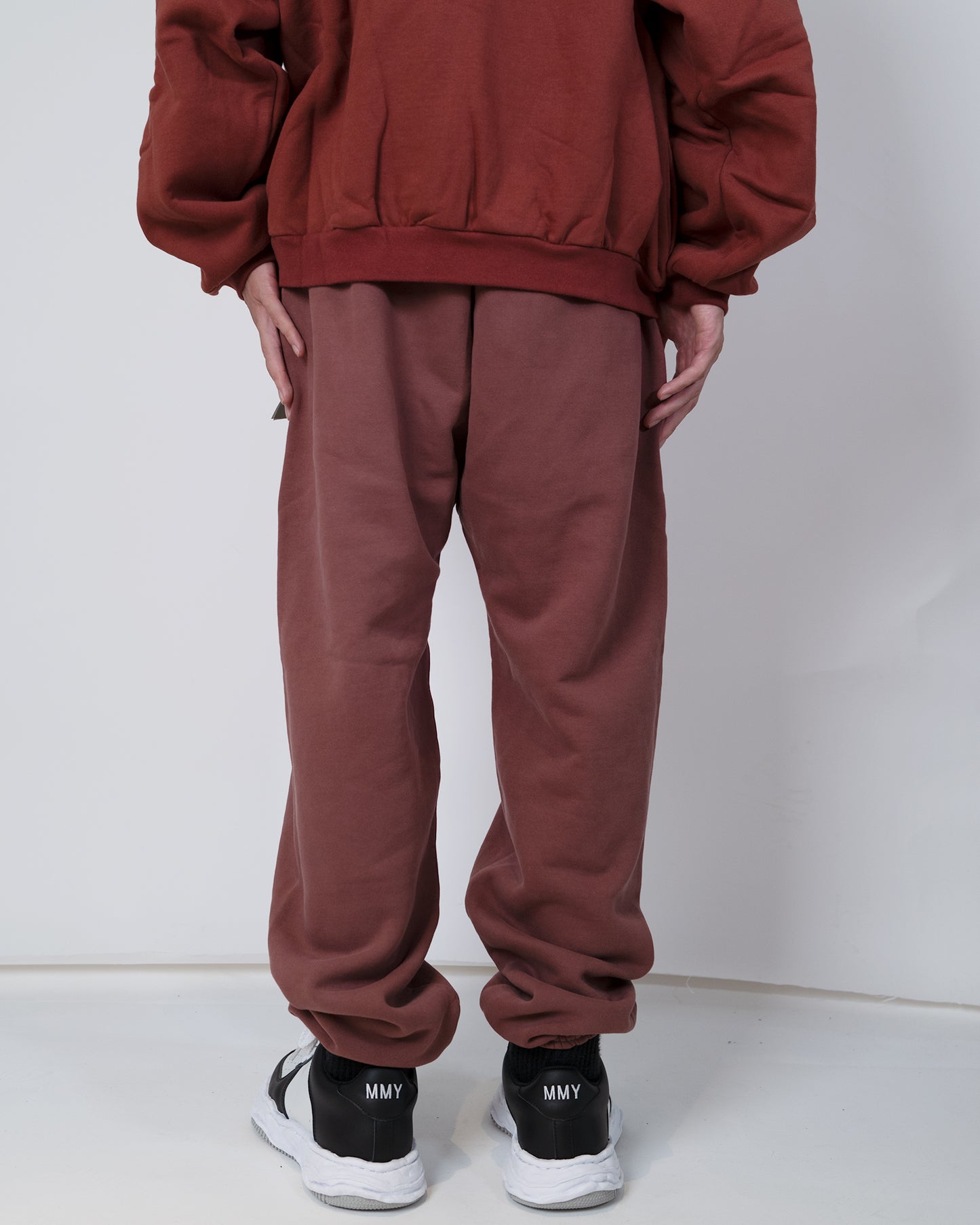 エッセンシャルズ/HEAVY FLEECE SWEATPANT/130BT244456F/スウェットパンツ/CRIMSON