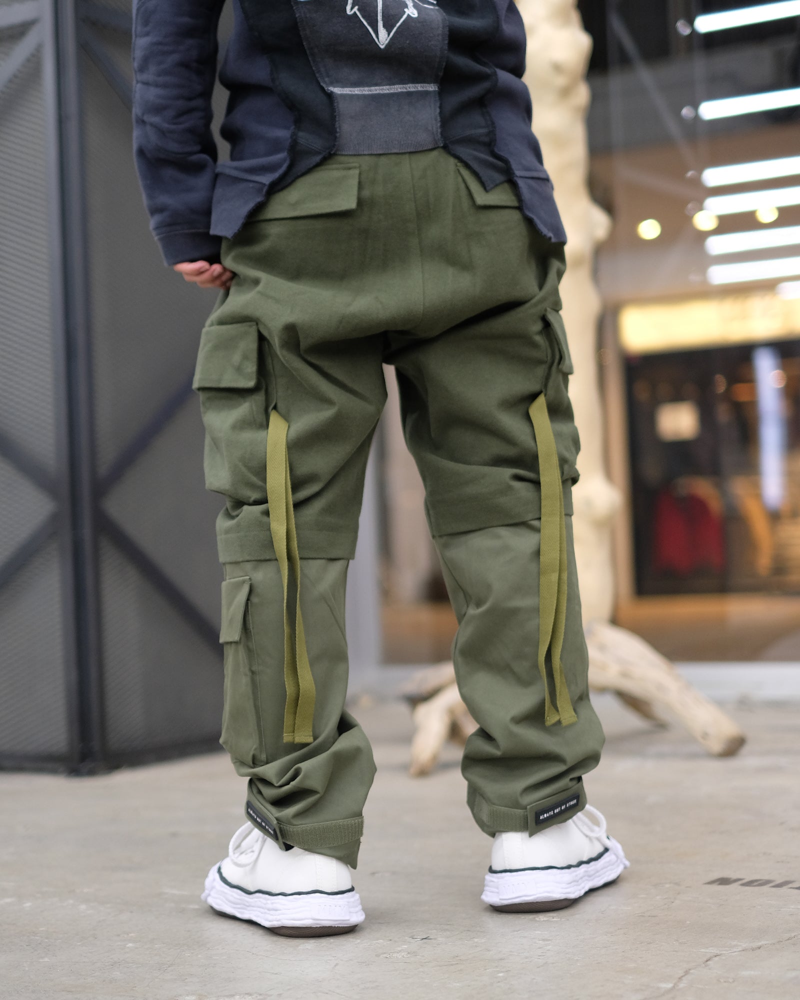 LAYERED FATIGUE PANTS Olive – Application