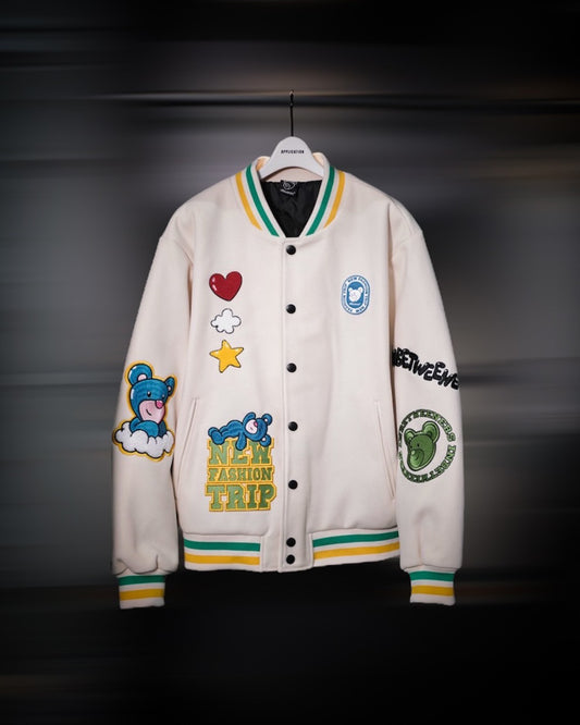 インビトゥイナーズ/COLLEGE JACKET UNISEX/ジャケット/Cream