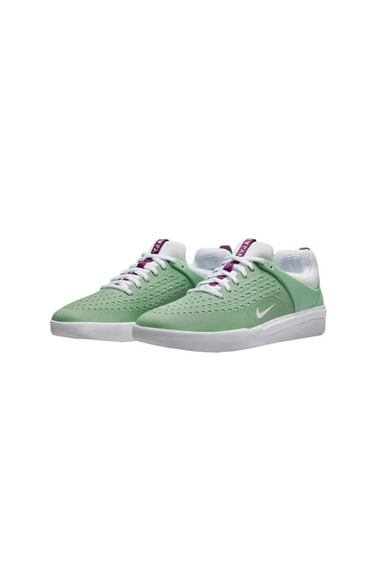 ナイキエスビー/NIKE SB NYJAH /ナイジャ３/スニーカー/EnamelGreen